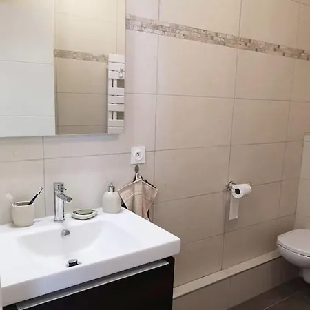 Apartman Super Proche Nation *