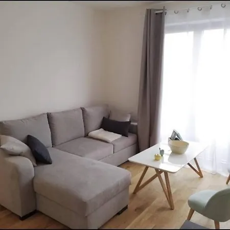 Apartman Super Proche Nation *